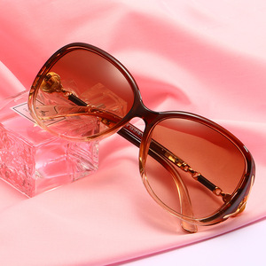 Women Fashionable Eyewear